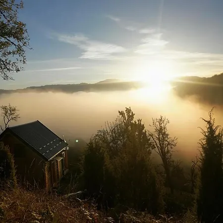 Bella, Tara, Zaovinsko Jezero בקתה